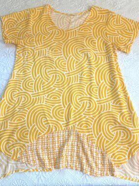 Anna Ocean yellow geometric tunic